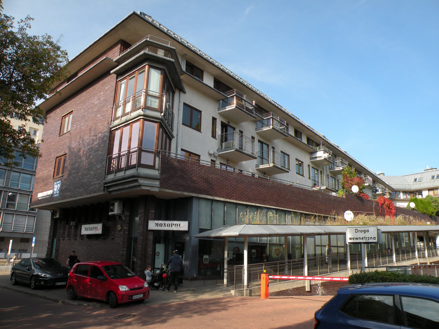 Zdjęcie architektury budynku Budynek mieszkalno-usługowy